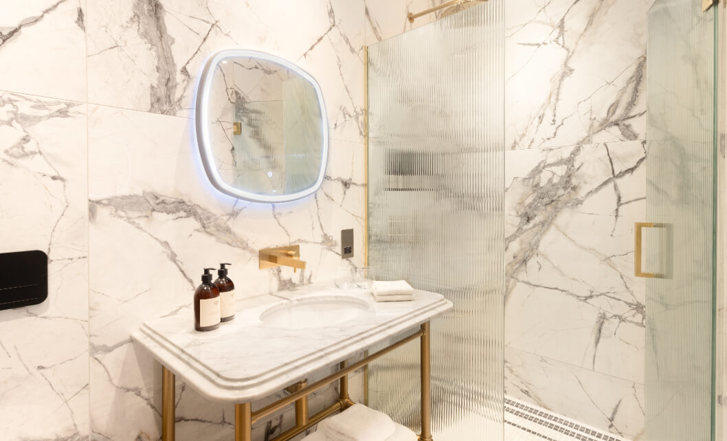 D Classic Bedroom.jpg