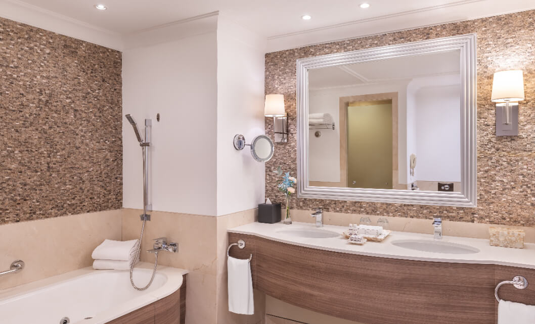 JA Palm Tree Court  - Sea View One Bedroom Suite.5.jpg.jpg