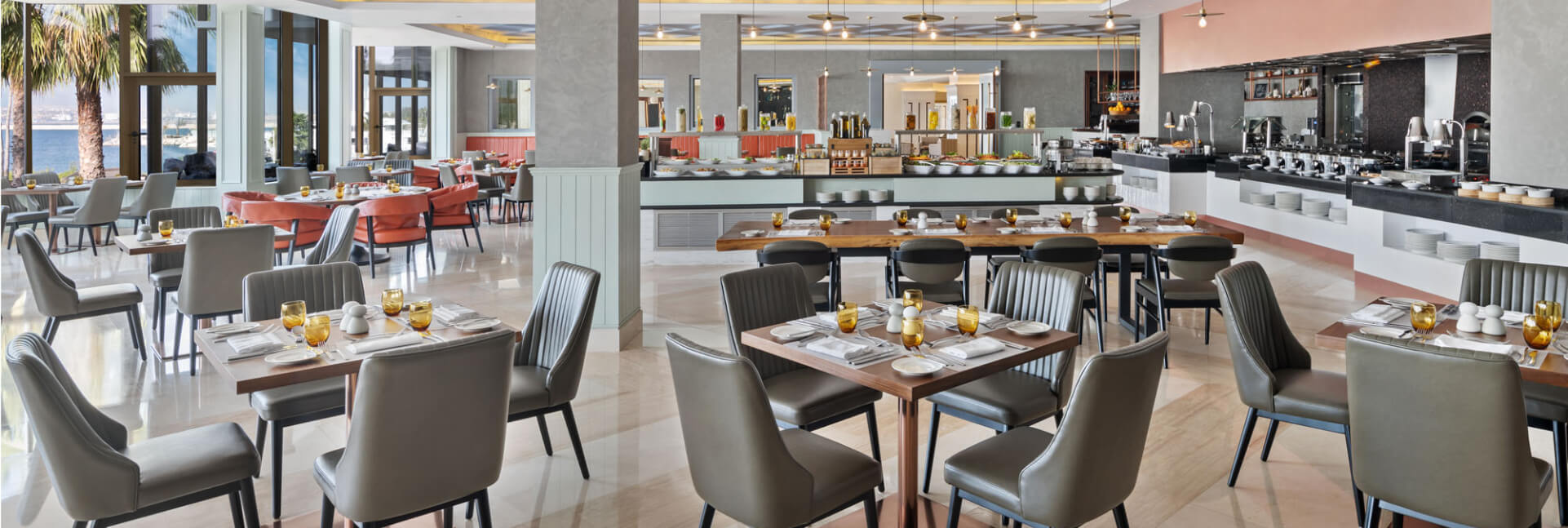 Ibn Majed JA Beach Hotel.jpg