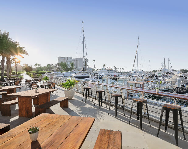 JA_LAKE_VIEW_SPORTS_CAFE (1) (2).JPG