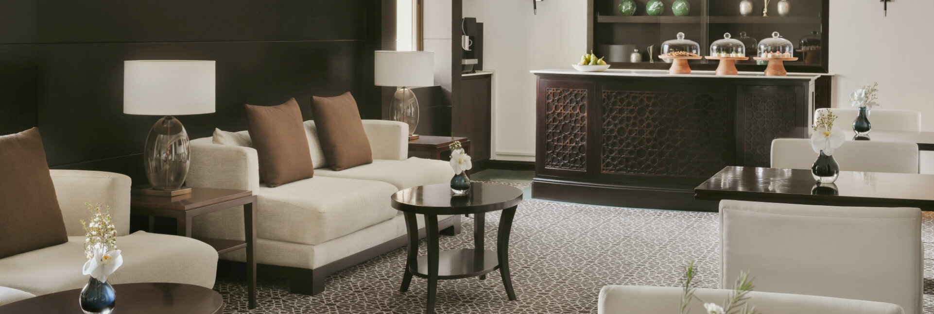 JA Beach Hotel_Peacock Lounge.JPG