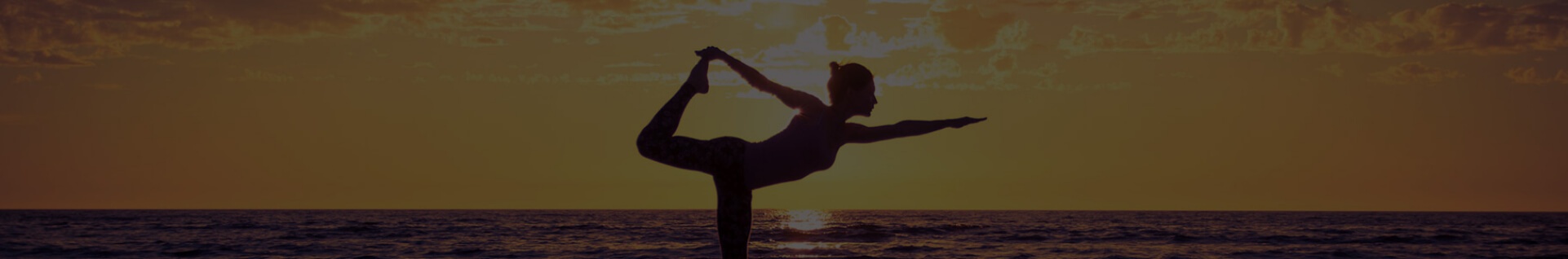 ممارسةاليوجاعلىالشاطئ