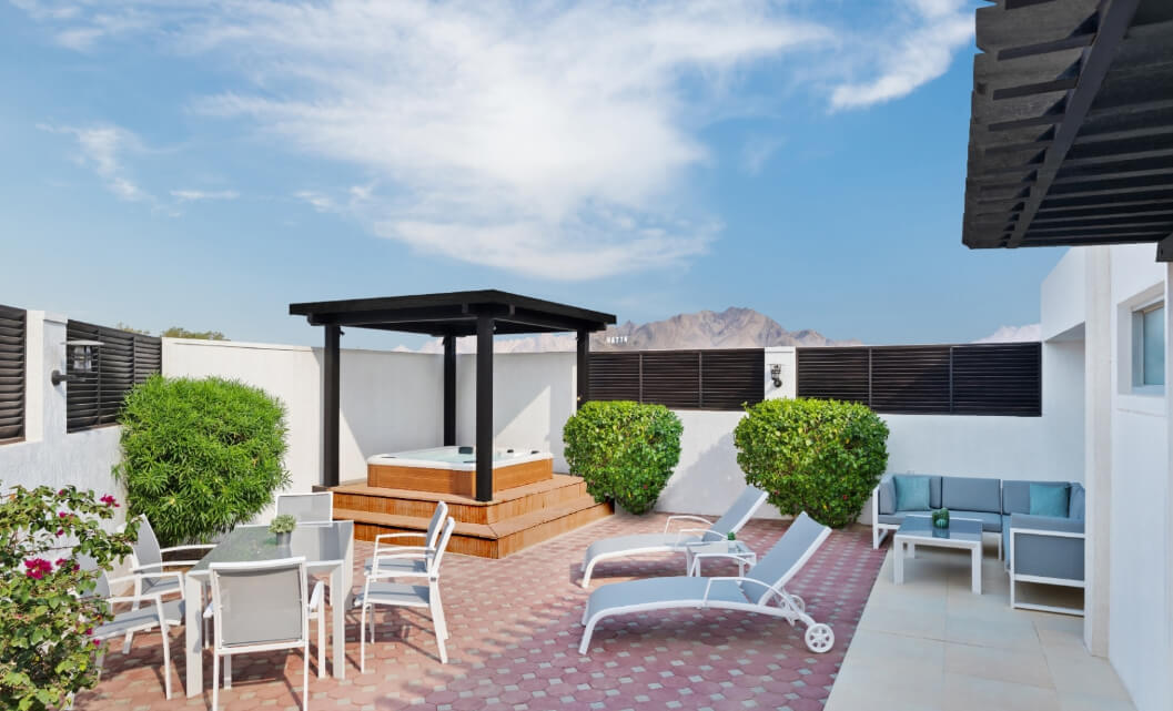 ja-hatta-fort-hotel-villa-garden