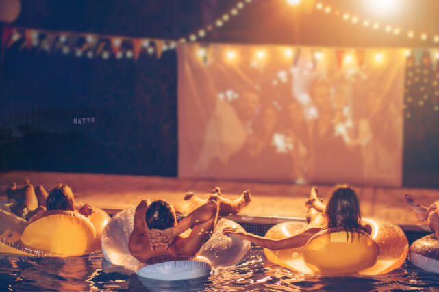 JA-Hatta-Fort-Hotel-movies-nightjpg