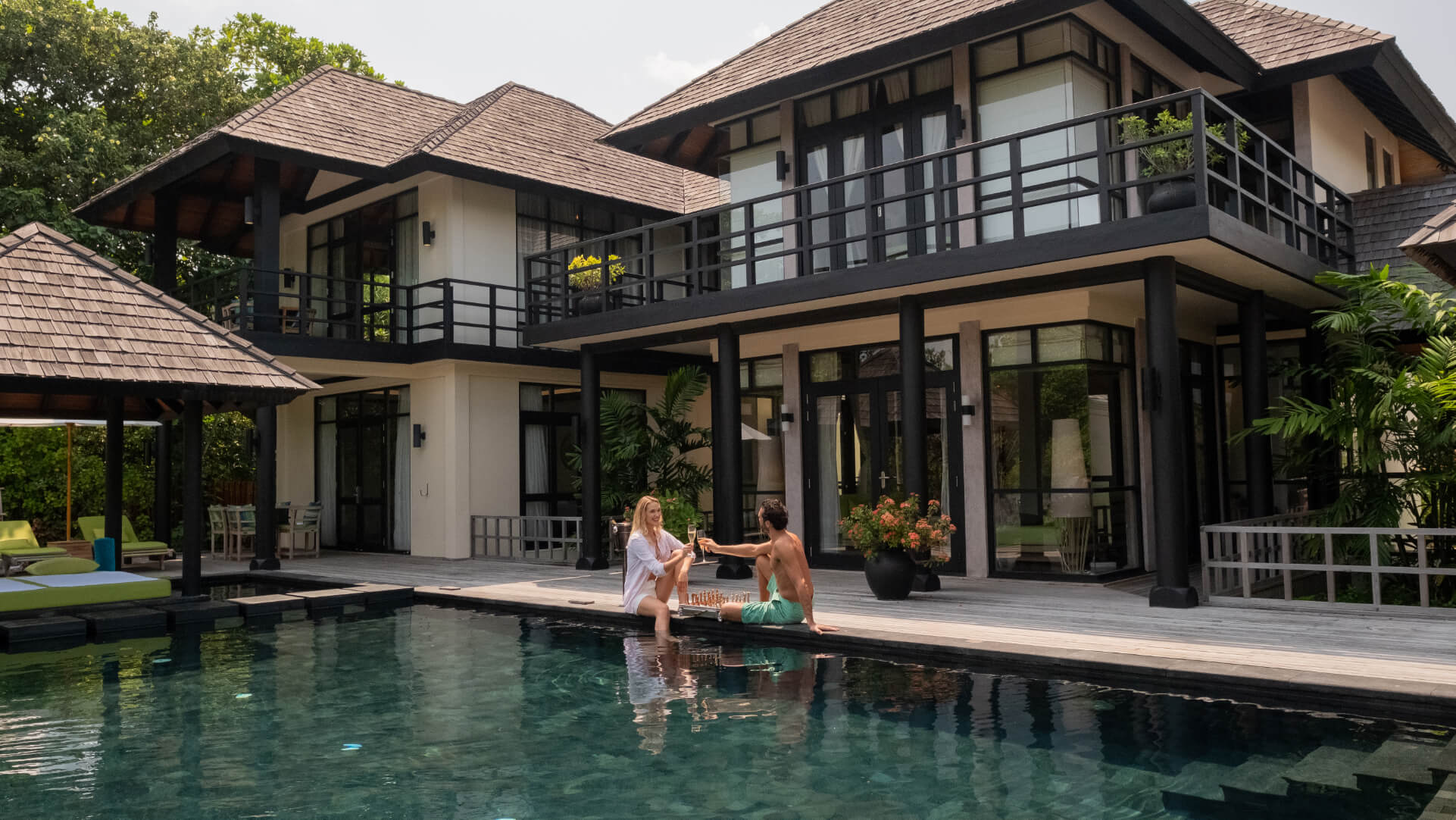 JAManafaru-TheThreeBedroomResidence-Poolside-ChessGamejpg