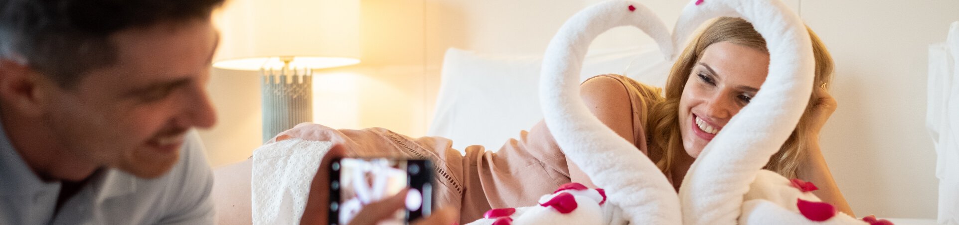 زوجانيشكلانبجعةباستخدامالمناشف