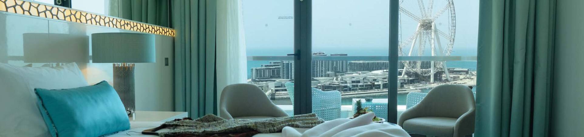 غرفةضيوففيجميرابيتشريزيدنستطلعلىأرجوحةفيريس