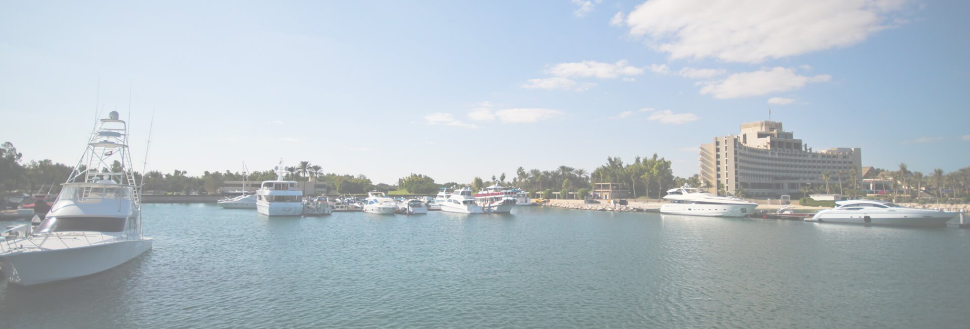 يخوتفيالماء