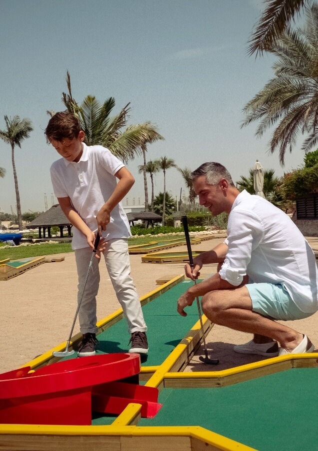 صبييلعبلعبةجولفمصغرة