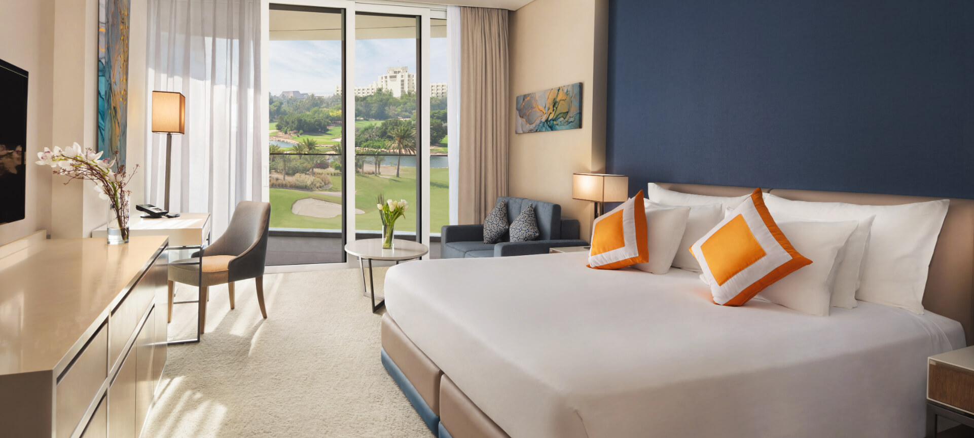 Lake-View-Hotel-Resort-Course-View-room