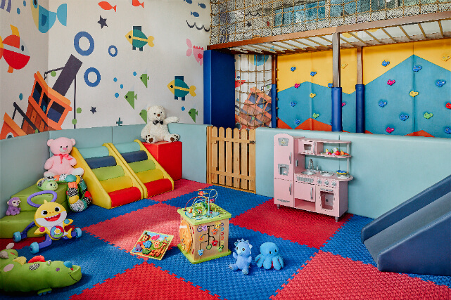 Pirates & Mermaids Kids Club 2.JPG