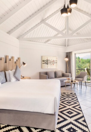 JA-Hatta-Fort-Hotel-Deluxe-Mountain-View-Room