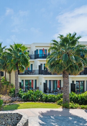 JA-Palm-Tree-Court-hero