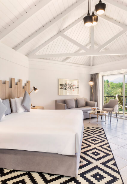 JA-Hatta-Fort-Hotel-Deluxe-Mountain-View-Room